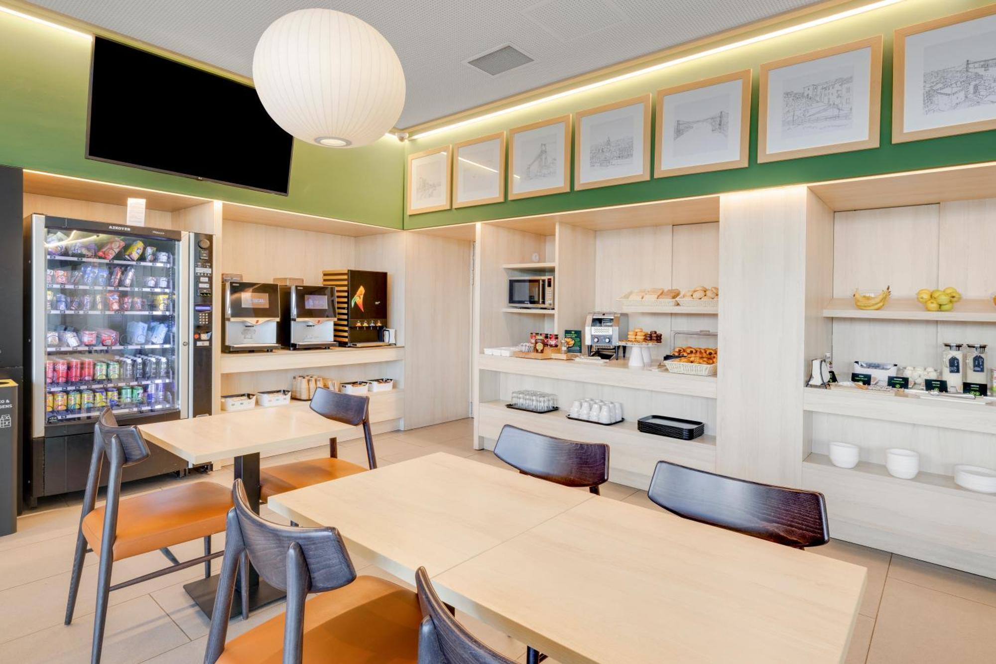 B&B Hotel Famalicao 빌라노바데파말리카오 외부 사진